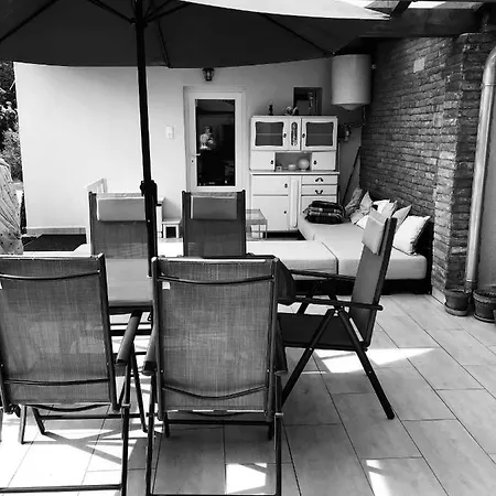 펜션 House For 6 Ppl At Balaton 시오포크