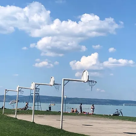 House For 6 Ppl At Balaton Prázdninový dům Siófok