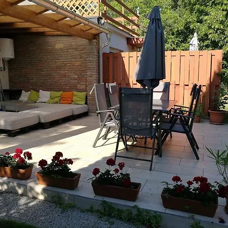 House For 6 Ppl At Balaton Siófok