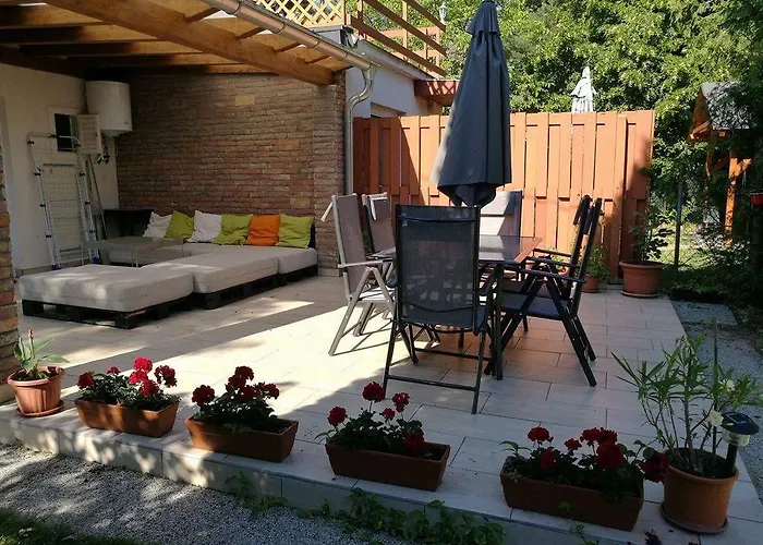 House For 6 Ppl At Balaton Siófok